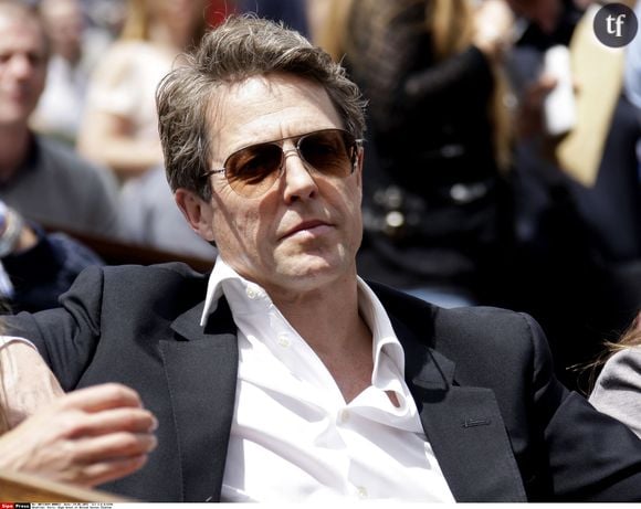 L'acteur Hugh Grant dans les tribunes de Roland Garros le 24 mai 2015