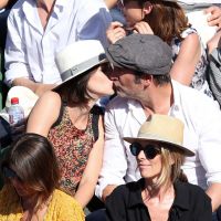 Jean Dujardin et Nathalie Péchalat : heureux et amoureux à Roland Garros (photos)