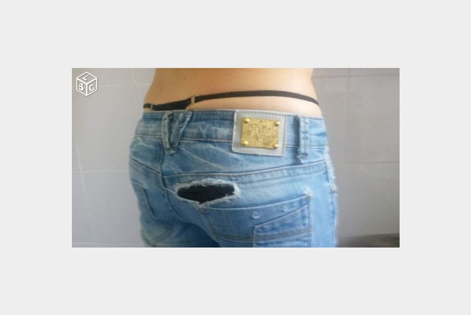 un jean sexy à vendre