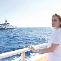 Regina Catrambone : la millionnaire super-héroïne des migrants en Méditerranée