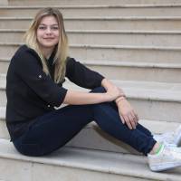 Louane Emera - amours, parents, régime : elle se confie au magazine Elle