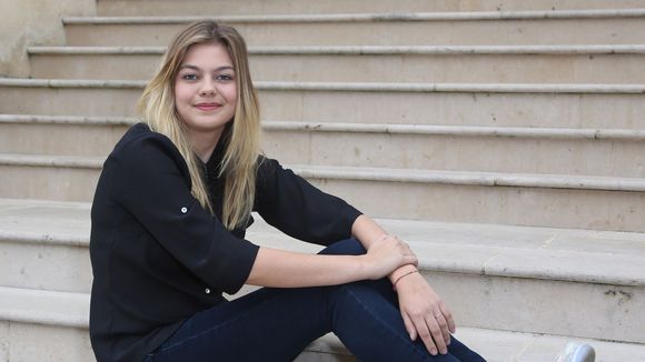 Louane Emera - amours, parents, régime : elle se confie au magazine Elle