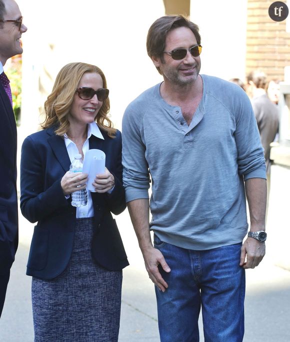 Gillian Anderson et David Duchovny sur le tournage de "The X-Files" à Vancouver, le 9 juin 2015