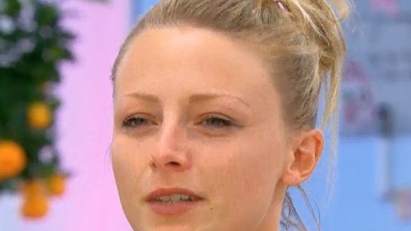 Meilleur Pâtissier 2015 : élimination de Roxane, fraisier et ananas sur M6 Replay / 6Play