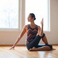 5 postures de yoga faciles pour soulager le mal de dos