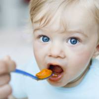 Portions pour les enfants : quelles quantités un tout-petit doit-il manger ?