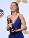 Brie Larson reçoit son Oscar en 2016