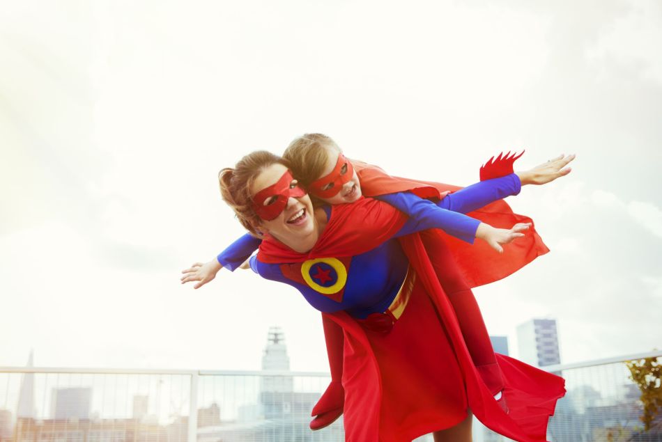 Pourquoi les mamans sont des super-héroïnes
