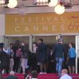 Kristen Stewart et Alicia Cargile montent les marches du Festival de Cannes pour "American Honey"