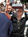 Kristen Stewart et sa compagne Alicia Cargile sur les marches du 69ème Festival de Cannes