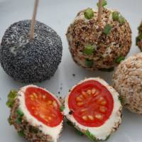 La recette facile des boulettes de tomates cerise et chèvre pour l'apéro