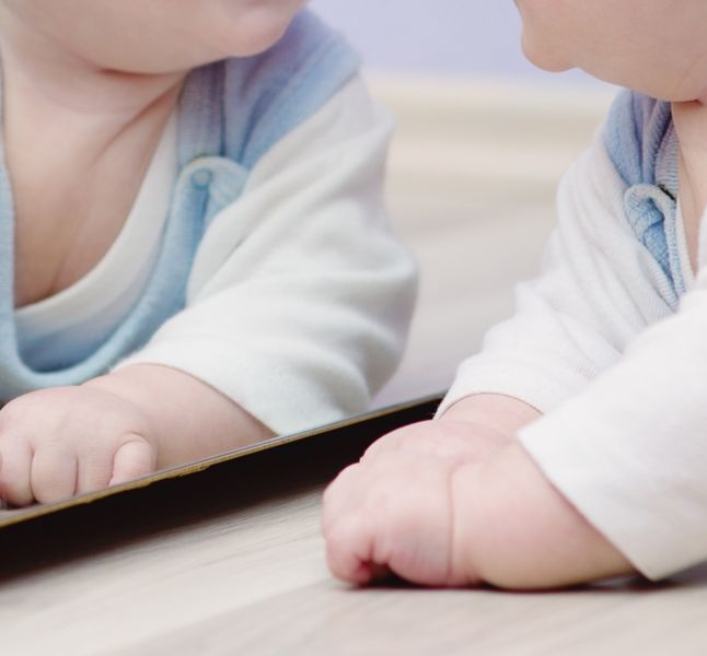 9 Bonnes Idees Pour Stimuler Son Bebe En Douceur Terrafemina 9 Bonnes Idees Pour Stimuler Son Bebe En Douceur Terrafemina