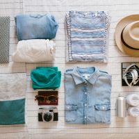 10 incontournables que l'on oublie le plus souvent de mettre dans notre valise