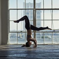 Pourquoi cette posture de yoga fait le buzz sur Instagram