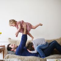 Vous voulez que vos enfants travaillent dur pour réussir ? Alors rentrez plus tôt du boulot