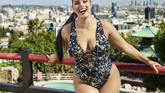 Pourquoi les marques veulent toutes leur bikini plus-size