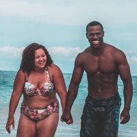 La photo de ce couple en maillot a fait le buzz pour une très bonne raison