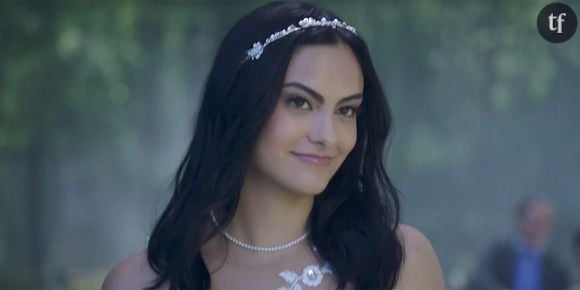 Riverdale saison 2 : Camila Mendes (Veronica Lodge) révèle son étonnant secret pour être bien dans sa peau