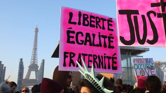 Égalité femmes-hommes : et si on l'inscrivait dans la Constitution ?