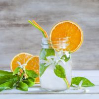 La recette de l'eau detox infusée aux agrumes