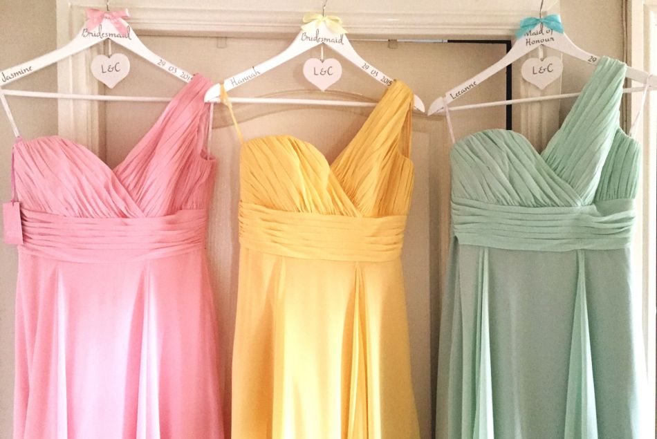 Des robes colorées à porter à un mariage

