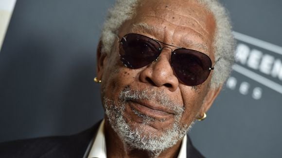 Les vidéos de Morgan Freeman draguant lourdement des journalistes refont surface