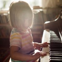 Votre enfant veut zapper son cours de piano ? Pas la peine d'en faire un drame