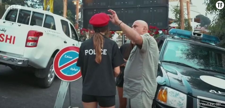 Des policières en short au Liban