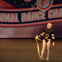 A dix ans et atteinte d'un cancer, elle gagne un concours de danse