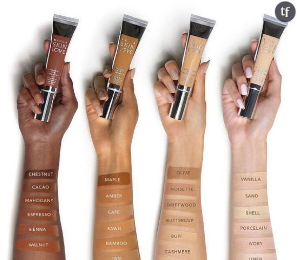 La photo accusée de balck face de la marque Becca Cosmetics