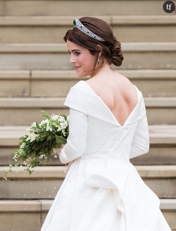 La princesse Eugenie a affiché fièrement sa cicatrice dans le dos à son mariage