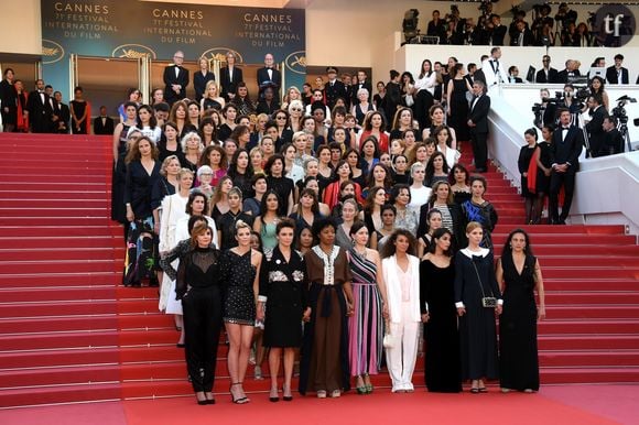 Montée des marches de 82 femmes au festival de Cannes