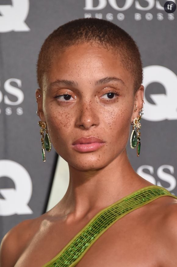 Adwoa Aboah, nouvelle icône de la "skin positivity"