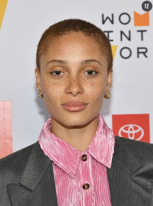 Adwoa Aboah se confie sur ses problèmes d'acné