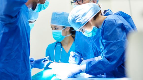 Le business florissant des médecins "réparateurs de virginité" en Angleterre