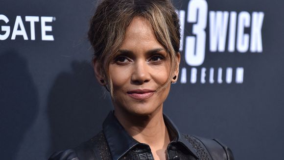 "Maintenant, je comprends" : pourquoi Halle Berry abandonne un rôle de transgenre