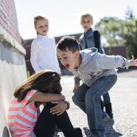 Pourquoi il ne faut pas dire à sa fille : "Qui aime bien châtie bien"