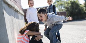 Pourquoi il ne faut pas dire à sa fille : "Qui aime bien châtie bien"