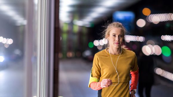 Et si courir le soir était un acte féministe ?