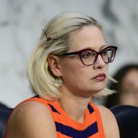 Kyrsten Sinema, la sénatrice démocrate qui agace la gauche américaine