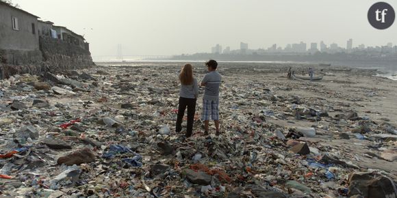 Bella et Vipulan face à la pollution plastique en Inde dans le film "Animal"