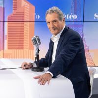 Jean-Jacques Bourdin visé par une enquête interne pour "agression sexuelle", il conteste