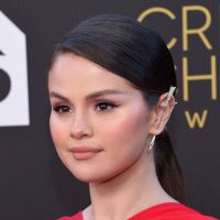 "Je me fous de mon poids" : Selena Gomez envoie valser les grossophobes sur TikTok