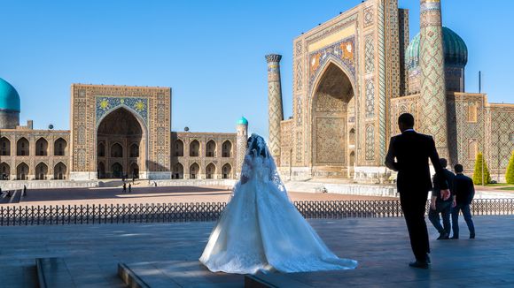 La vidéo d'un homme frappant sa femme à leur mariage indigne l'Ouzbékistan