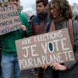 Des jeunes militent pour le Climat à Paris