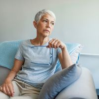 Trop peu de femmes ménopausées prennent un traitement (et c'est vraiment dommage)