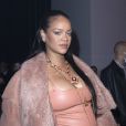  Rihanna enceinte de son premier enfant en 2022 
  