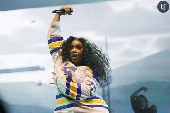 La chanteuse de R'n'B SZA serait écoutée par 26% des étudiants qui ont les meilleurs résultats.