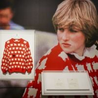 Lady Diana : retour sur l'histoire de son pull rouge imprimé moutons vendu aux enchères plus d'un million de dollars