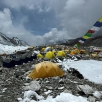 "A cause des effets du réchauffement climatique..." : au mont Everest, de sinistres révélations avec la fonte des glaces